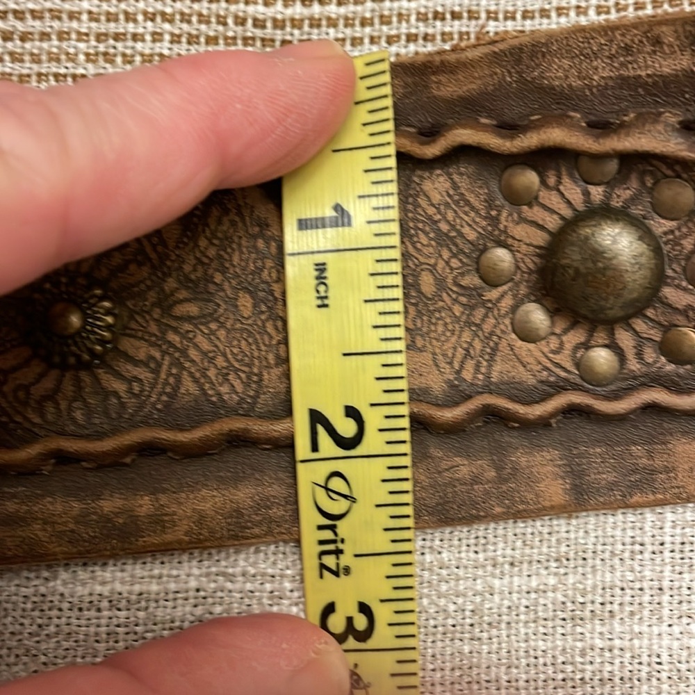 Fossil Brown Embossed Leather Belt with Round Brass Buckle - Picture 6 of 6